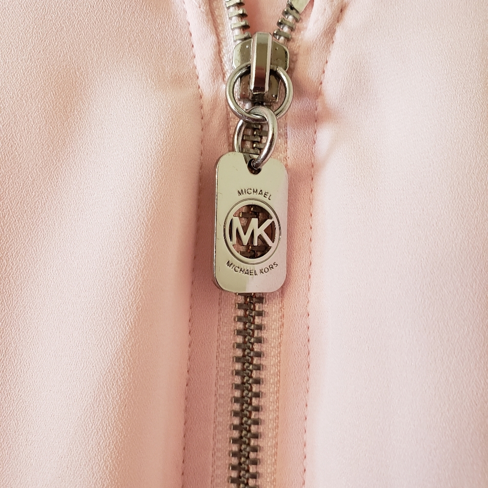 WOMANS SIZE LG BLOUSE